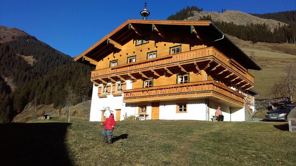 Biobergbauernhof Brandenau Lägenhet Taxenbach Exteriör bild